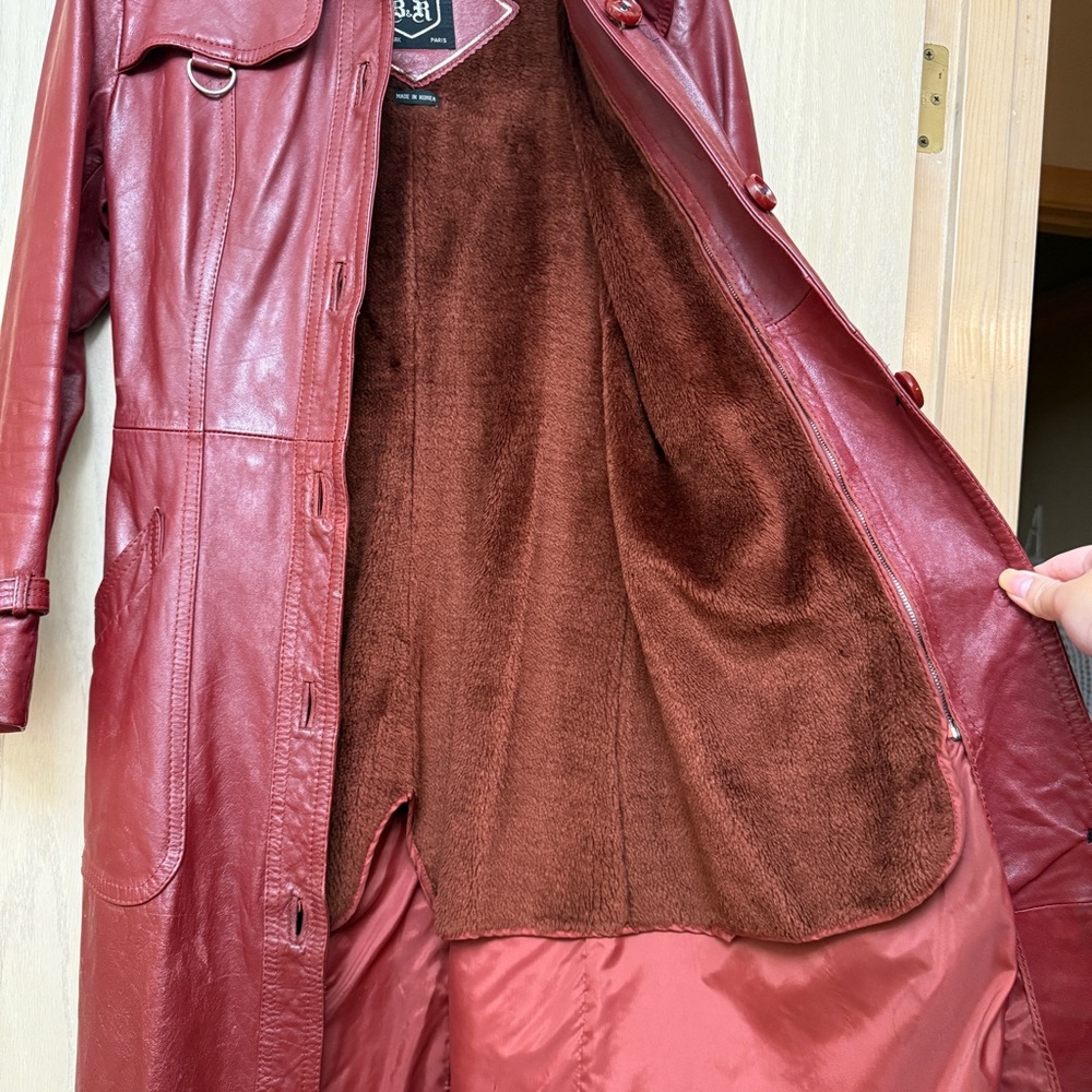 Vintage Red Leather Trench Coat - Picture 8 of 8